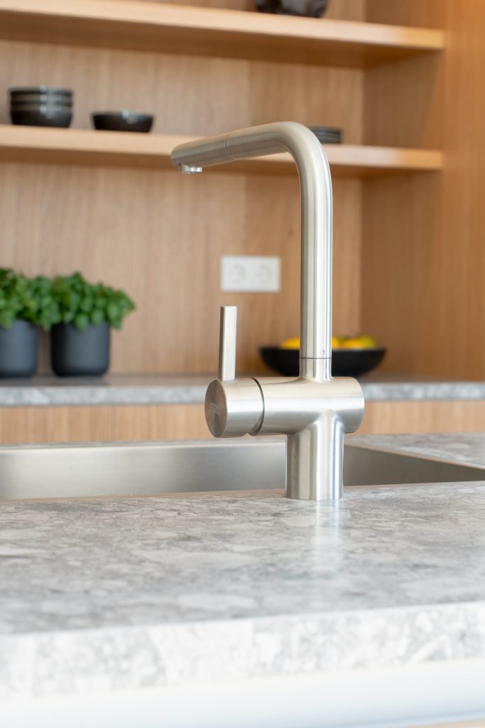 Kitchen sink and tap – Munich – Meiller Gärten