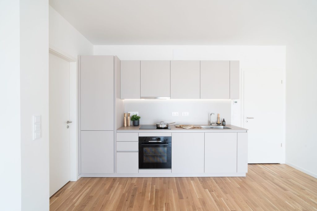 Weiße Einbauküche – Dresden – Ostravorwerk